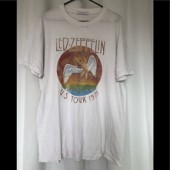 Free People Tops - Daydreamer very intentionality Distressed Zeppelin